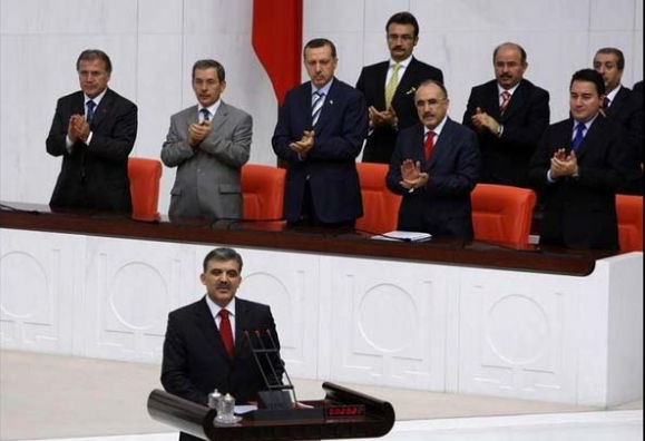 İki yemin töreni arasında ki büyük fark