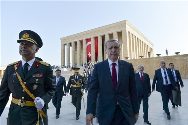Devletin zirvesi Anıtkabir'de buluştu
