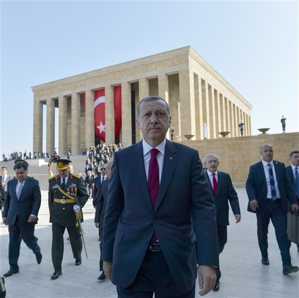 Devletin zirvesi Anıtkabir'de buluştu