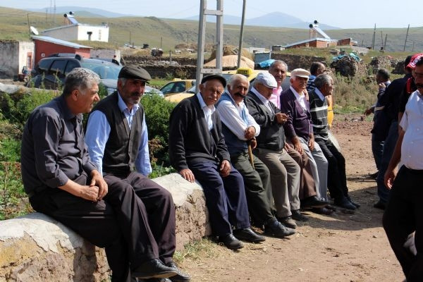 Uykularında defalarca bıçaklandılar!