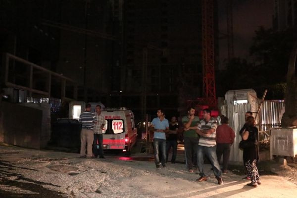 Mecidiyeköy'deki inşaatta asansör 32. kattan çakıldı!
