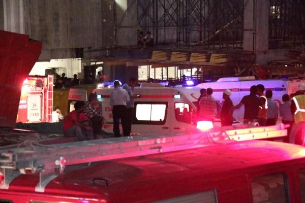 Mecidiyeköy'deki inşaatta asansör 32. kattan çakıldı!