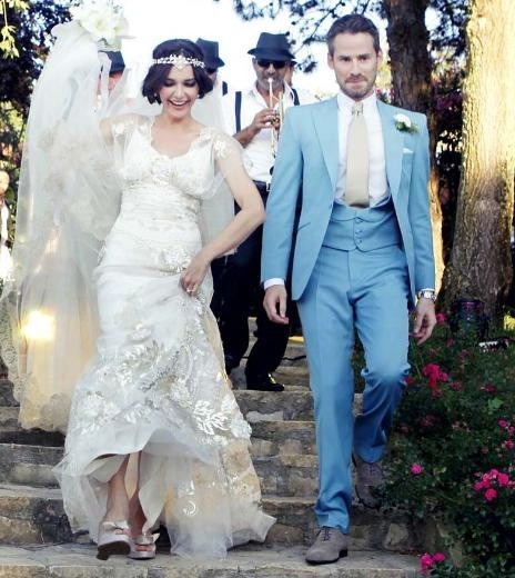 Hande Ataizi anne oldu