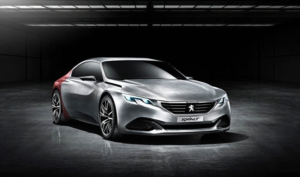 Peugeot EXALT vitrine çıktı!