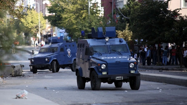 İstanbul'da DHKP-C baskını: 15 gözaltı
