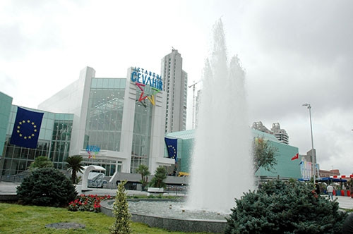 İstanbul ve Ankara'nın en çirkin yapıları