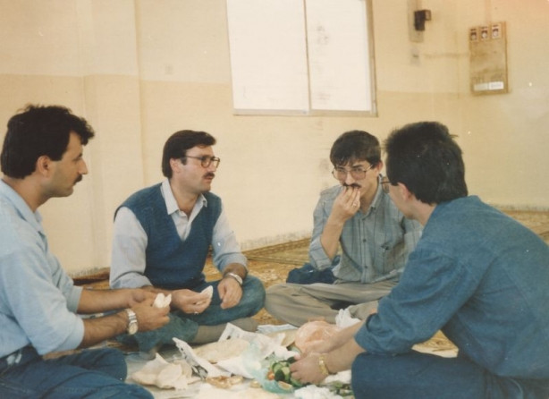 Sıra arkadaşı Davutoğlu'nu anlattı