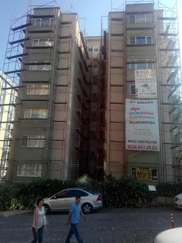 Bakan Çelik aradı, inşaat mühürlendi