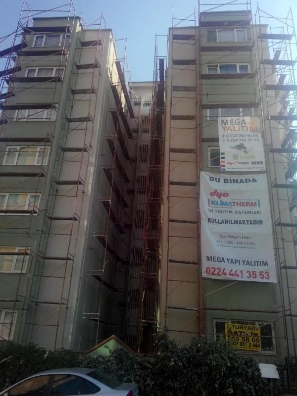 Bakan Çelik aradı, inşaat mühürlendi