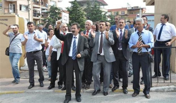 Müsteşar Yardımcısı: Haberlerinizde protestoya yer vermeyin