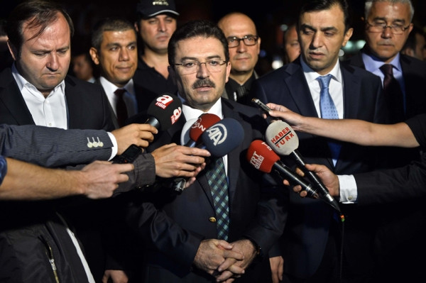 15 bin polisle eş zamanlı operasyon