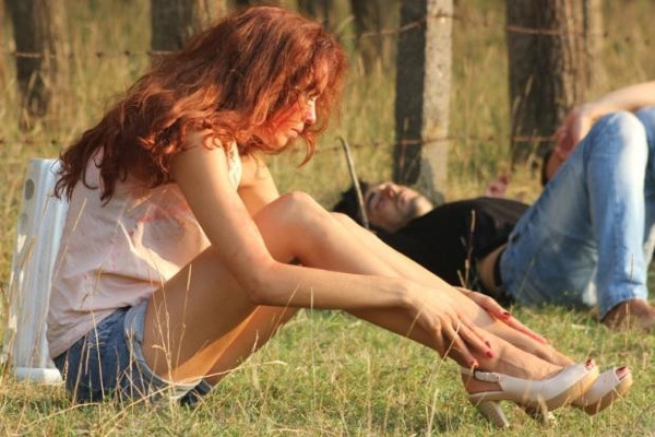Azra Akın'ın güzelliği işe yaramadı