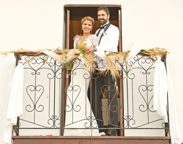 Gülben Ergen evlendi