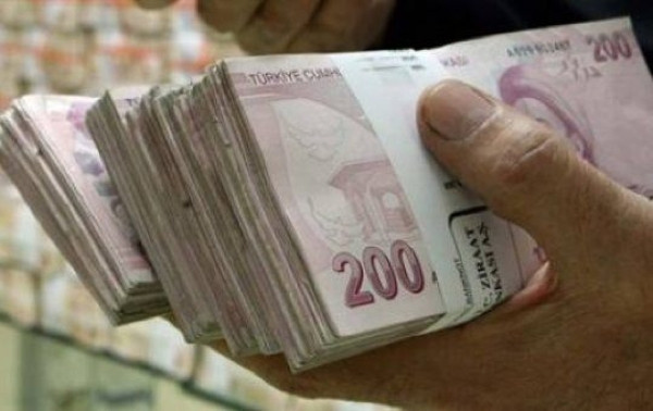 Memurlar 2015'te ne kadar maaş alacak?