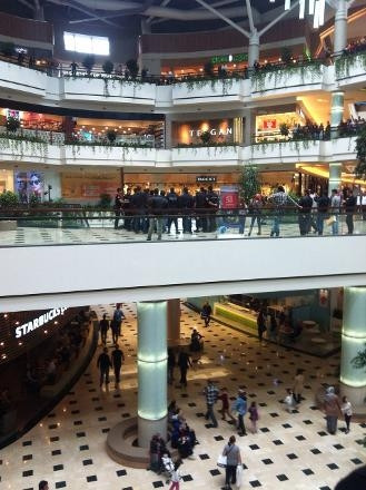 Mall Of İstanbul'da protestoya polisten çok sert müdahale