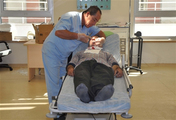 Kurbanlık yerine kendilerini kestiler