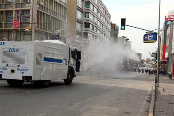 Kadıköy'de olaylar çıktı