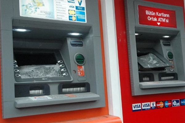 İstanbul'da eylemlerden geriye bunlar kaldı