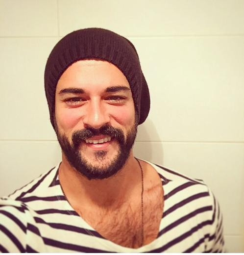 Burak Özçivit sakal bıraktı
