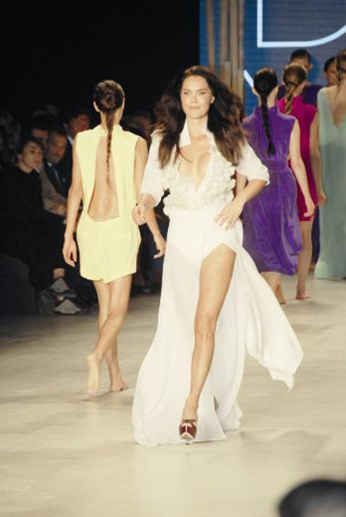Fashion Week İstanbul'a ünlü akını