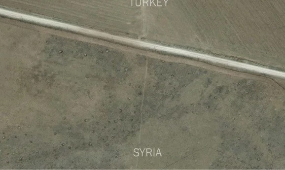 Kobani'deki yıkım uydudan görüntülendi
