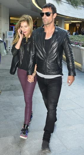 Sinem Kobal İbrahim Çelikkol el ele
