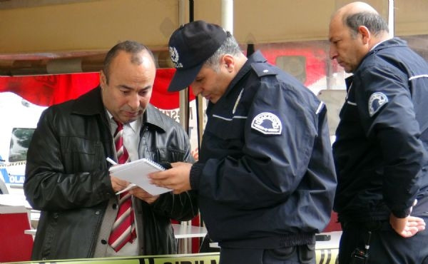 'Adamsanız vurursunuz' yazdı, öldürüldü