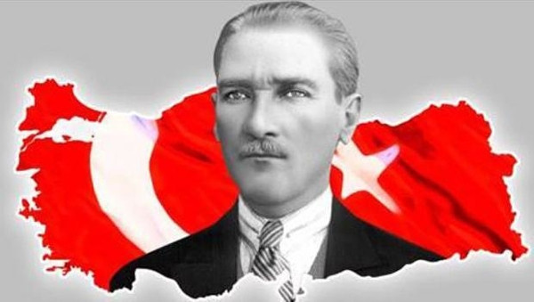 Ünlü isimlerin 29 Ekim Cumhuriyet Bayramı mesajları