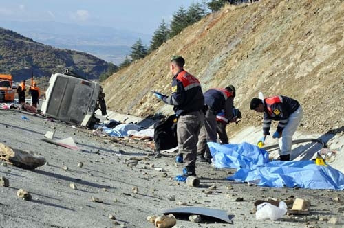 17 kişinin öldüğü kazadan yaralı kurtuldu