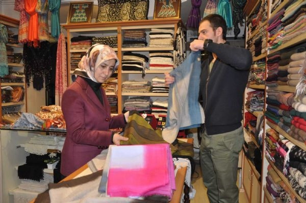 Başbakan Davutoğlu'nun eşi Sare Davutoğlu, Bursa'da