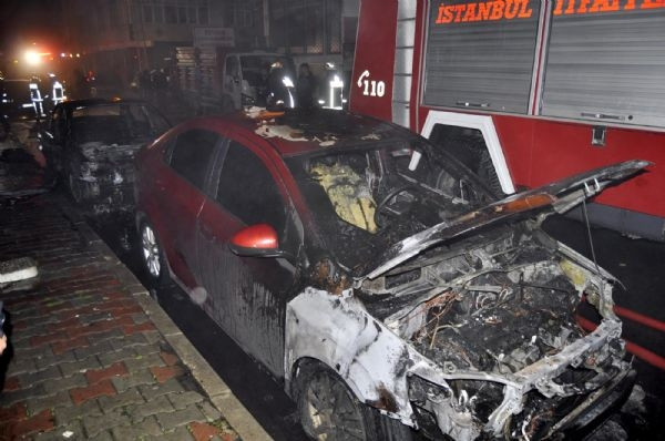 10 araç kundaklandı!
