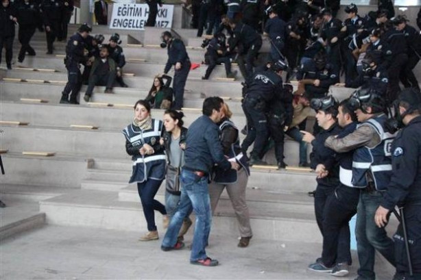 Bolu’da üniversitelilere karga tulumba gözaltı