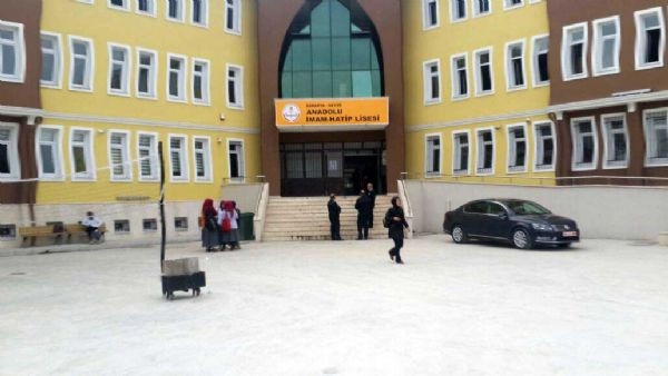 Lisede asansör kazası: 7 öğrenci yaralı