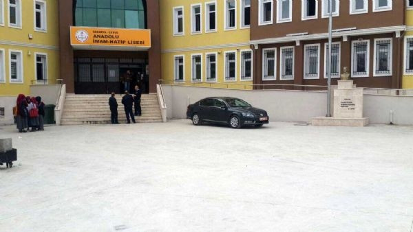 Lisede asansör kazası: 7 öğrenci yaralı