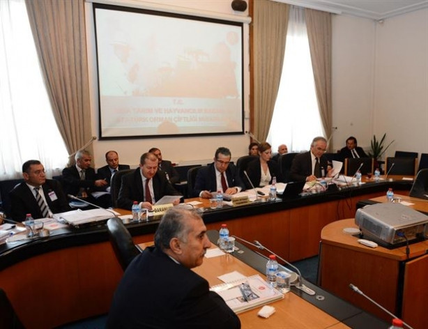 AK Parti'liler Atatürk Orman Çiftliği toplantısına gelmedi