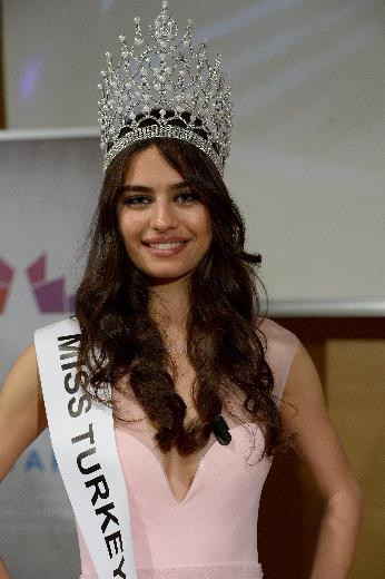 Amine Gülşe ilk 20'ye girdi