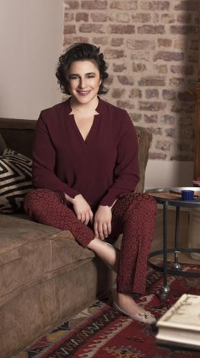 Esra Dermancıoğlu bilinmeyenlerini anlattı