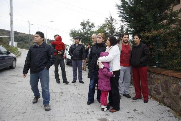 İstinat duvarı çöktü!.. 8 blok boşaltıldı!