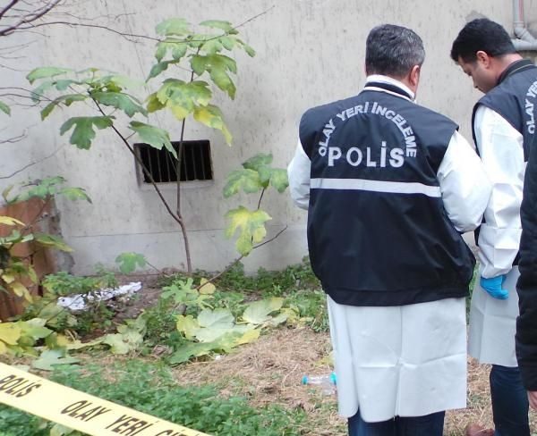 Esrarengiz koku dehşeti ortaya çıkardı