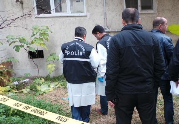 Esrarengiz koku dehşeti ortaya çıkardı