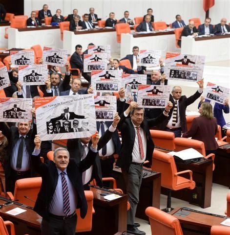 Meclis’te 17 Aralık hareketliliği