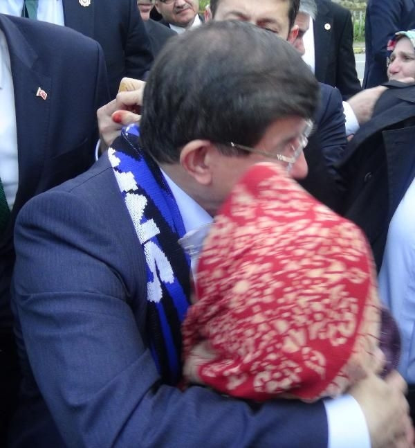 Erdoğan'ın dedesinin mezarını ziyaret etti
