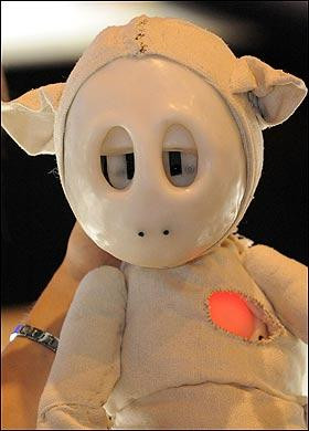 Duygusal robot Emotibot