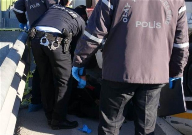 Genç kadın paniğe kapılınca canından oldu