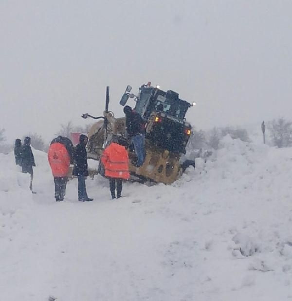 İzmir-İstanbul yolu 45 saat sonra açıldı!