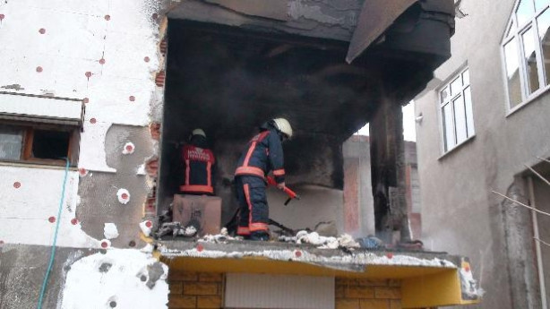 Tuzla'da doğalgaz patlaması: 4 yaralı