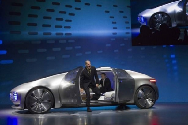 Mercedes yeni bombasını tanıttı!