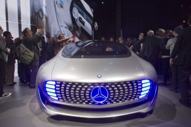 Mercedes yeni bombasını tanıttı!
