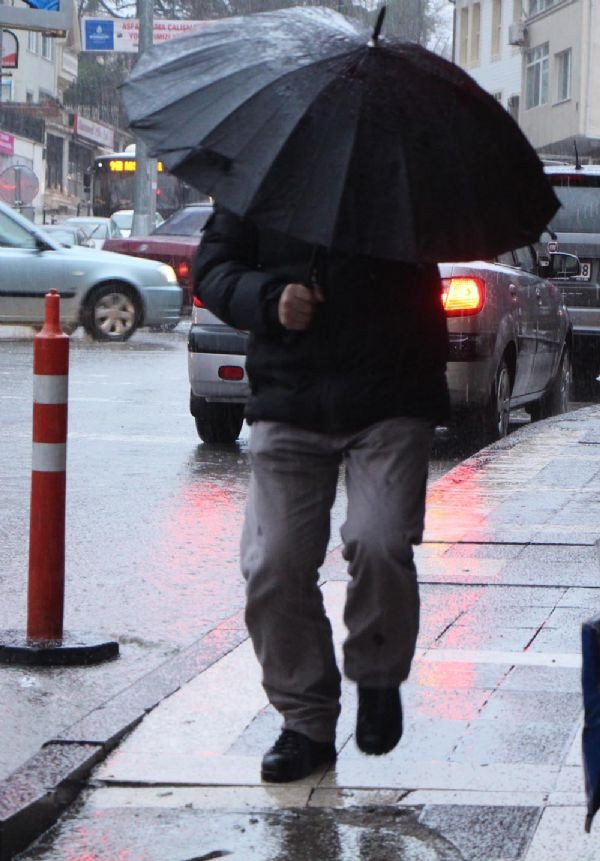 İstanbul'da gündüz, gece oldu