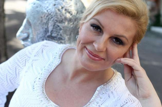 Hırvatistan'ın ilk kadın Cumhurbaşkanı Kolinda Grabar Kitaroviç